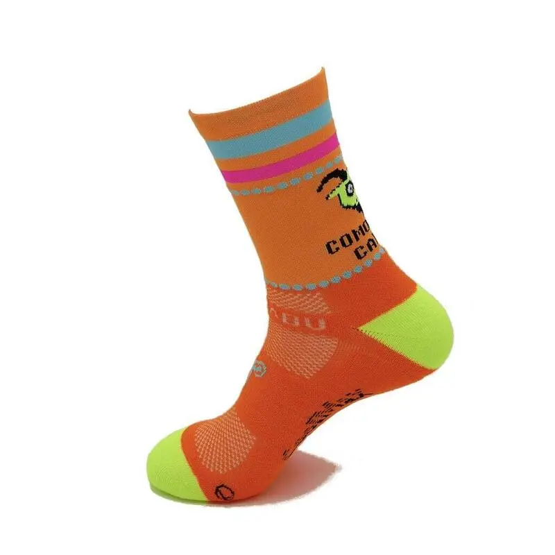 CALCETINES DE RUNNING #COMOUNACABRA Unisex - KAMUABU Color NARANJA 2 Hilos 6 CALCETINES DE RUNNING #COMOUNACABRA Unisex - KAMUABU Color NARANJA 2 Hilos - Imagen 4