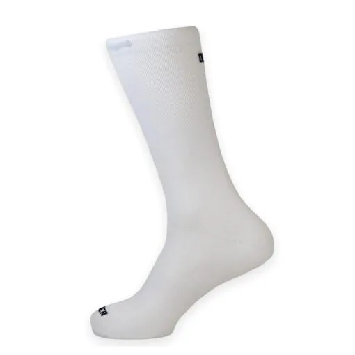 Calcetines Unisex Lisos Altos Mooquer Classy Evo Blanco Bordados En España -tienda de material de boxeo calcetines unisex lisos altos mooquer classy evo blanco bordados en espaa
