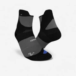 CALCETINES RUNNING RUN900 GRUESOS STRAP NEGROS -tienda de material de boxeo calcetines gruesos running strap negro azul