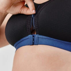 Kalenji Sujetador Running Cremallera Sujeción Elevada -tienda de material de boxeo sujetador running cremallera sujecion elevada 4